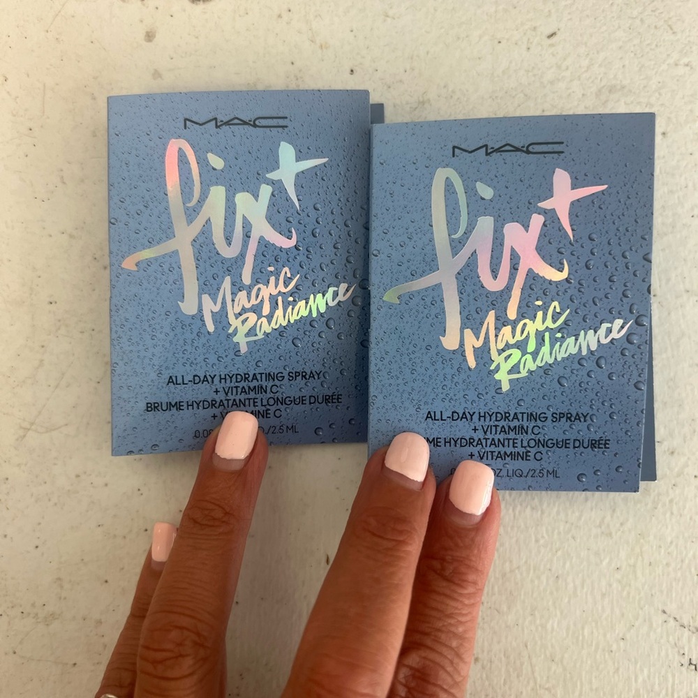 2 New MAC Fix+ Magic Radiance Hydrating Spray 2.5 ML trial size